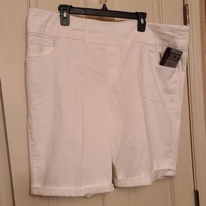 Gloria Vanderbilt Bermuda shorts 20W